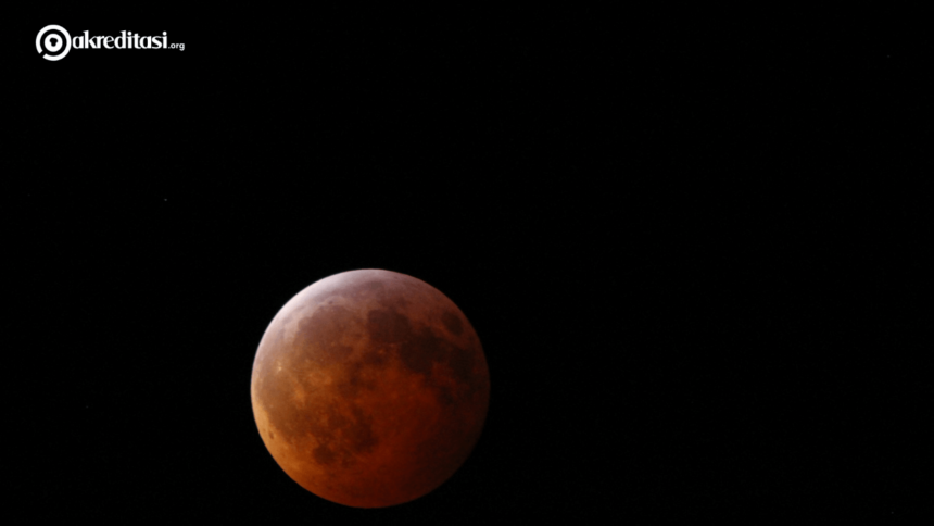 Gambaran Gerhana Bulan Total