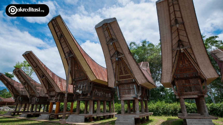 Rumah Adat Toraja